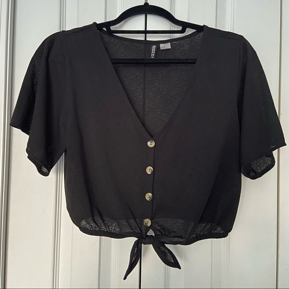 H&M Divided Flowy Tie Front Top - Picture 1 of 3